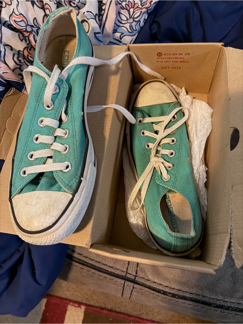 Converse All Star Sneakers men’s size 6